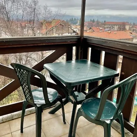 Cosy Mountain View 1 Apartment